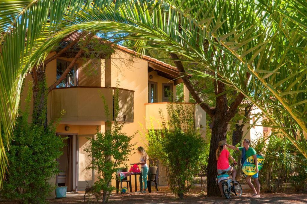 Marina Hotel Club Cogolin Εξωτερικό φωτογραφία